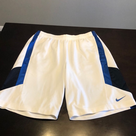 Nike Shorts 2XL - Picture 1 of 3